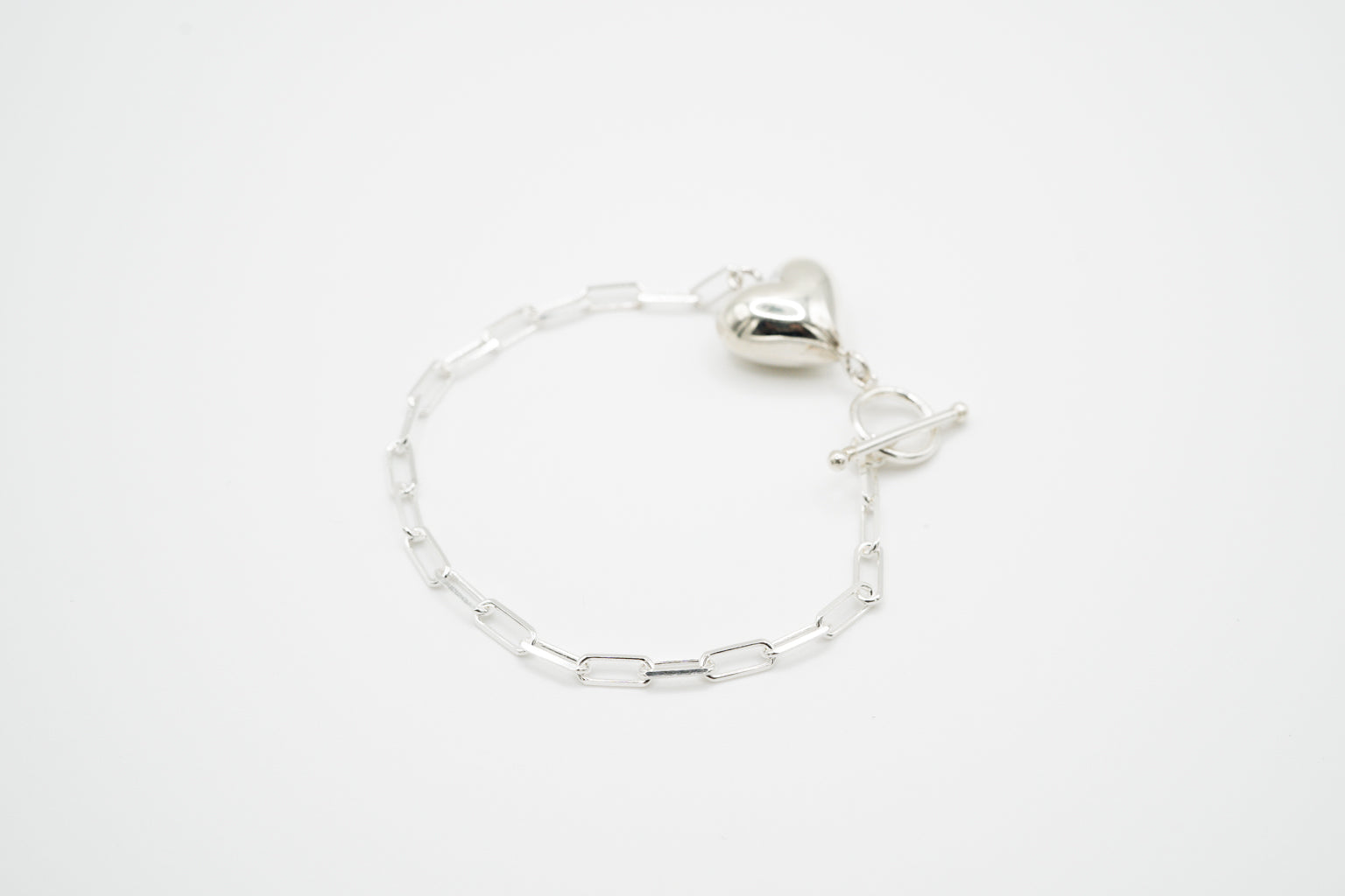 HEART MOTIF BRACELET