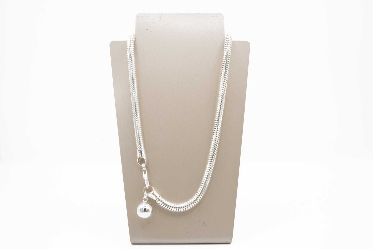 TUBING NECKLACE