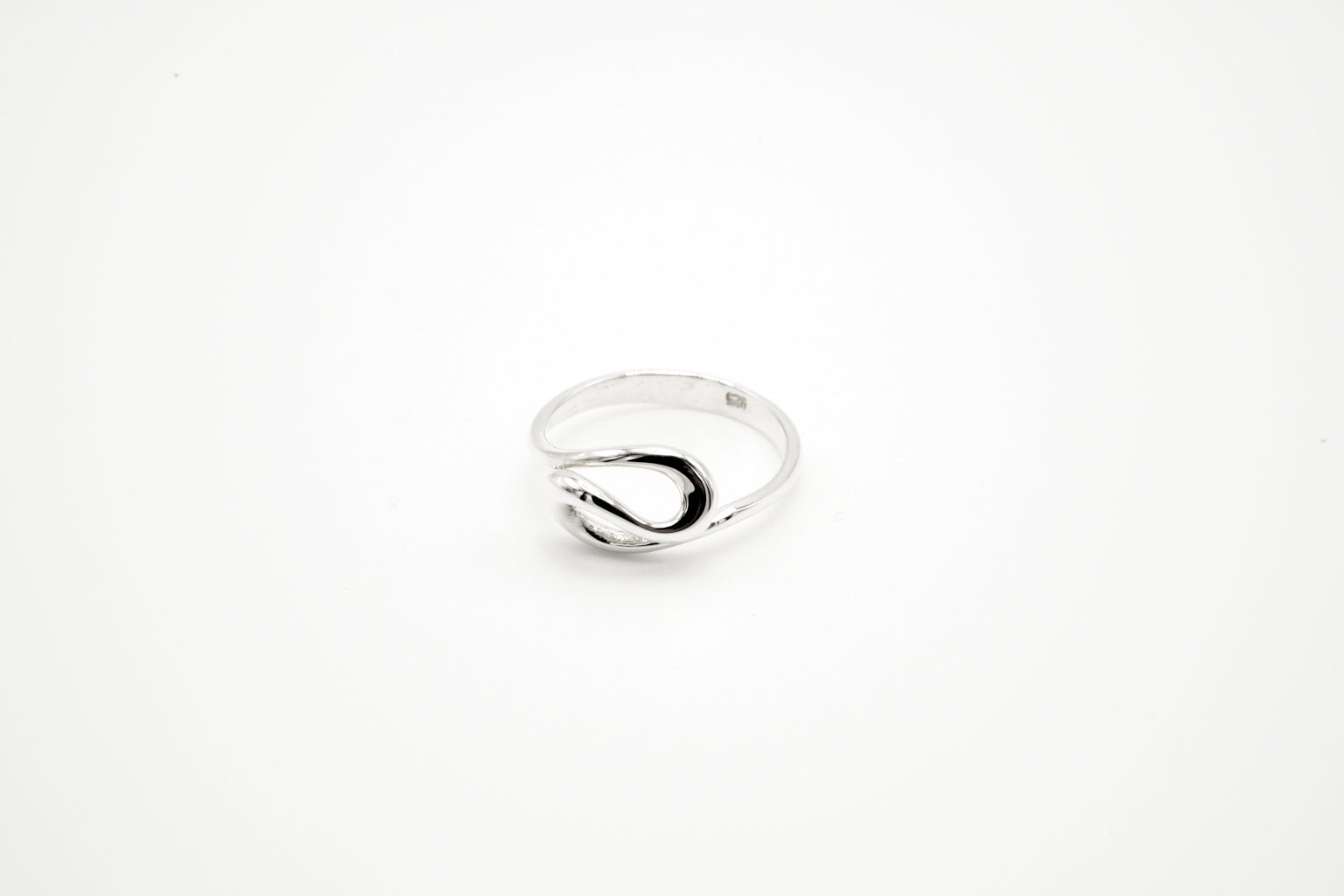 ∞ RING