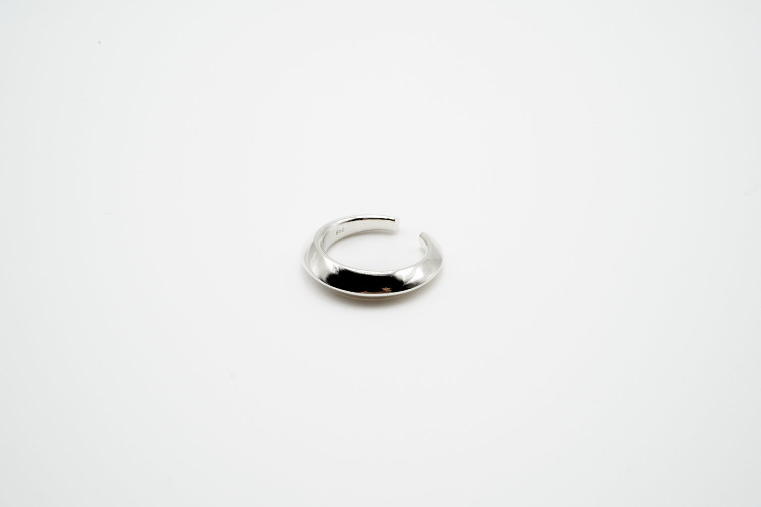 EDGE ROUND RING