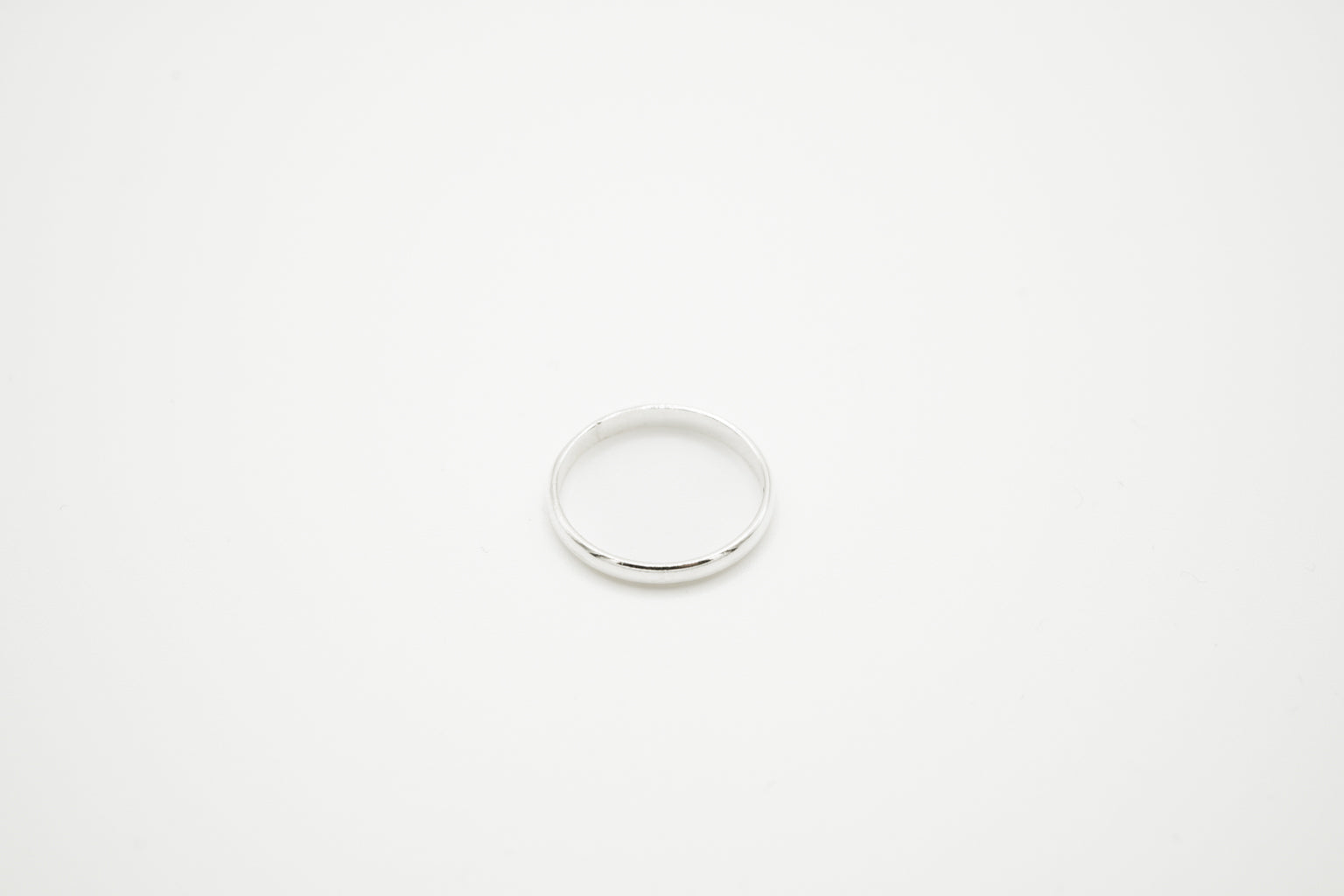 SIMPLE THICKER RING