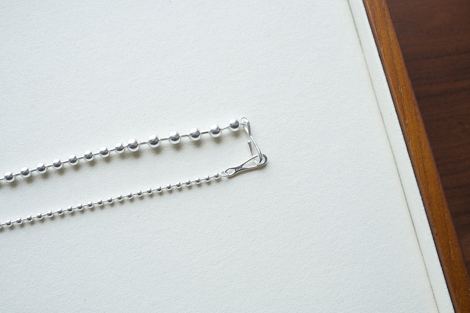 CRESCENDO BALL CHAIN