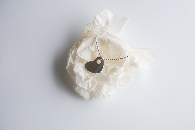 HOLIDAY HEART CHARM NECKLACE L シルバー925 ネックレス 日本製