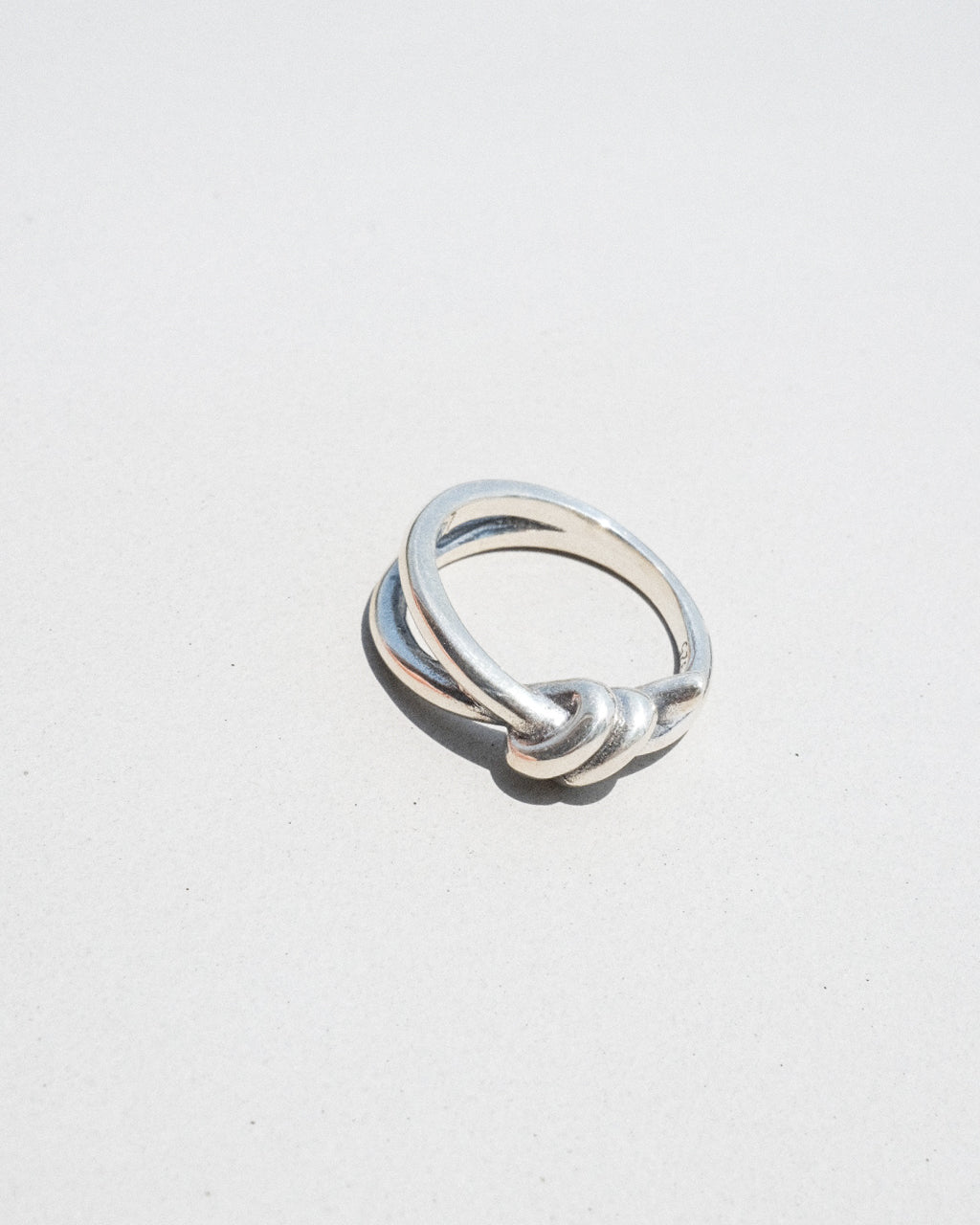 NAIL RING