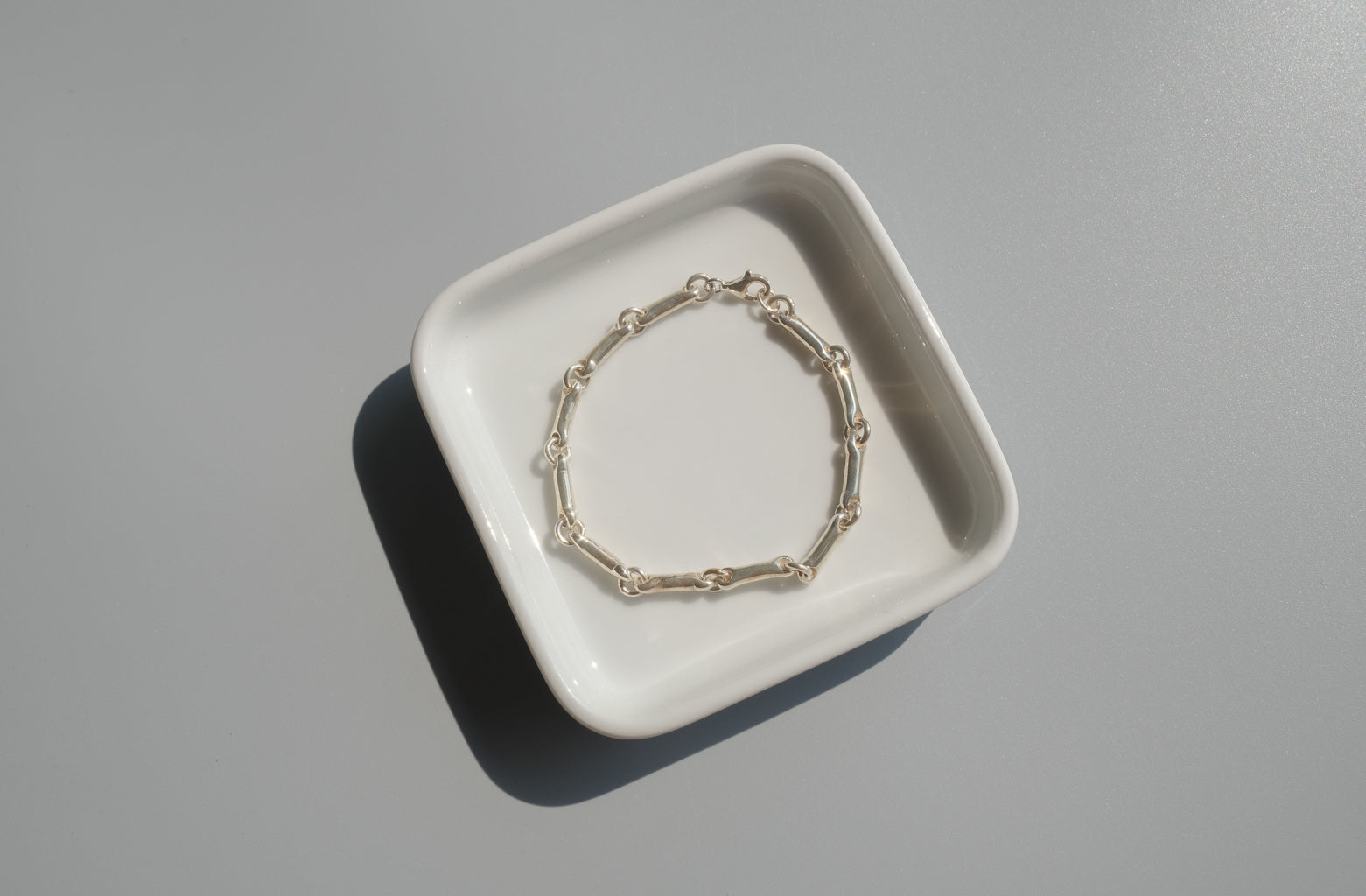 BONE MOTIF BRACELET